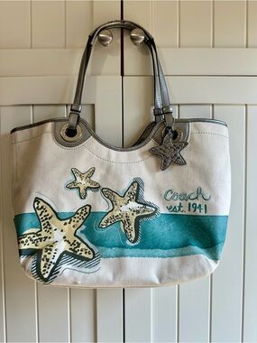 Coach Starfish Beach Canvas Tote F19212 RARE in great condition